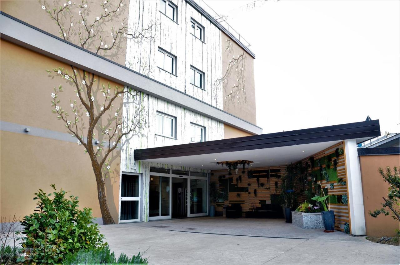 Hotel Sonia Aquilinia المظهر الخارجي الصورة