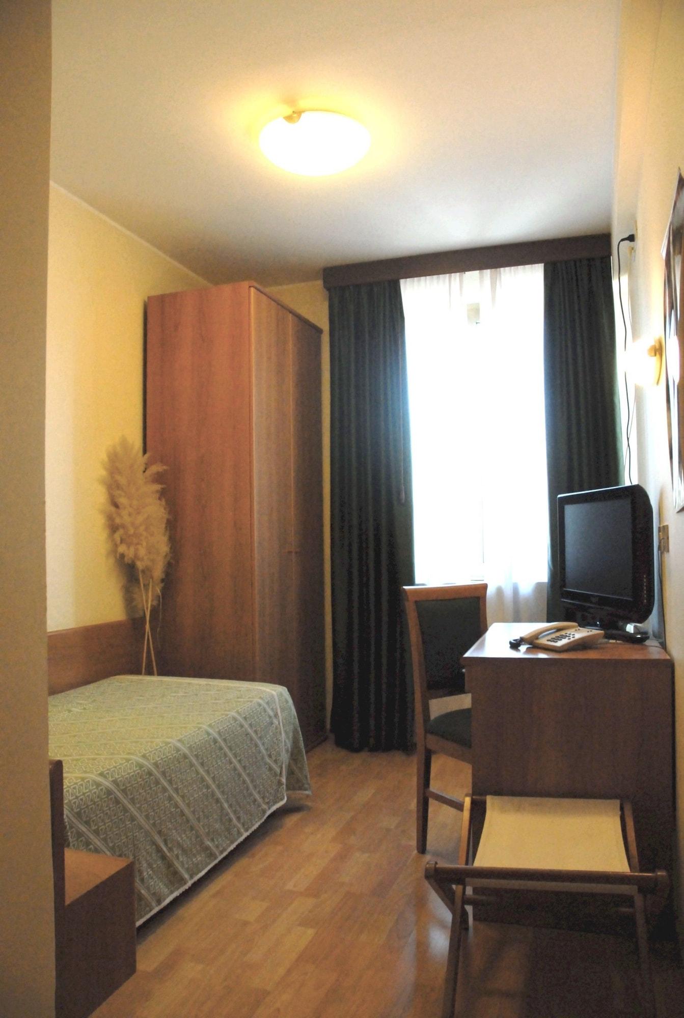 Hotel Sonia Aquilinia المظهر الخارجي الصورة