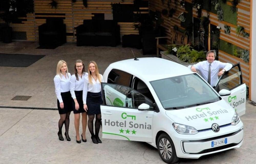 Hotel Sonia Aquilinia المظهر الخارجي الصورة