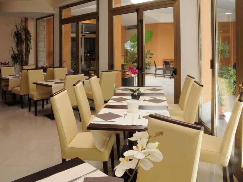 Hotel Sonia Aquilinia المظهر الخارجي الصورة