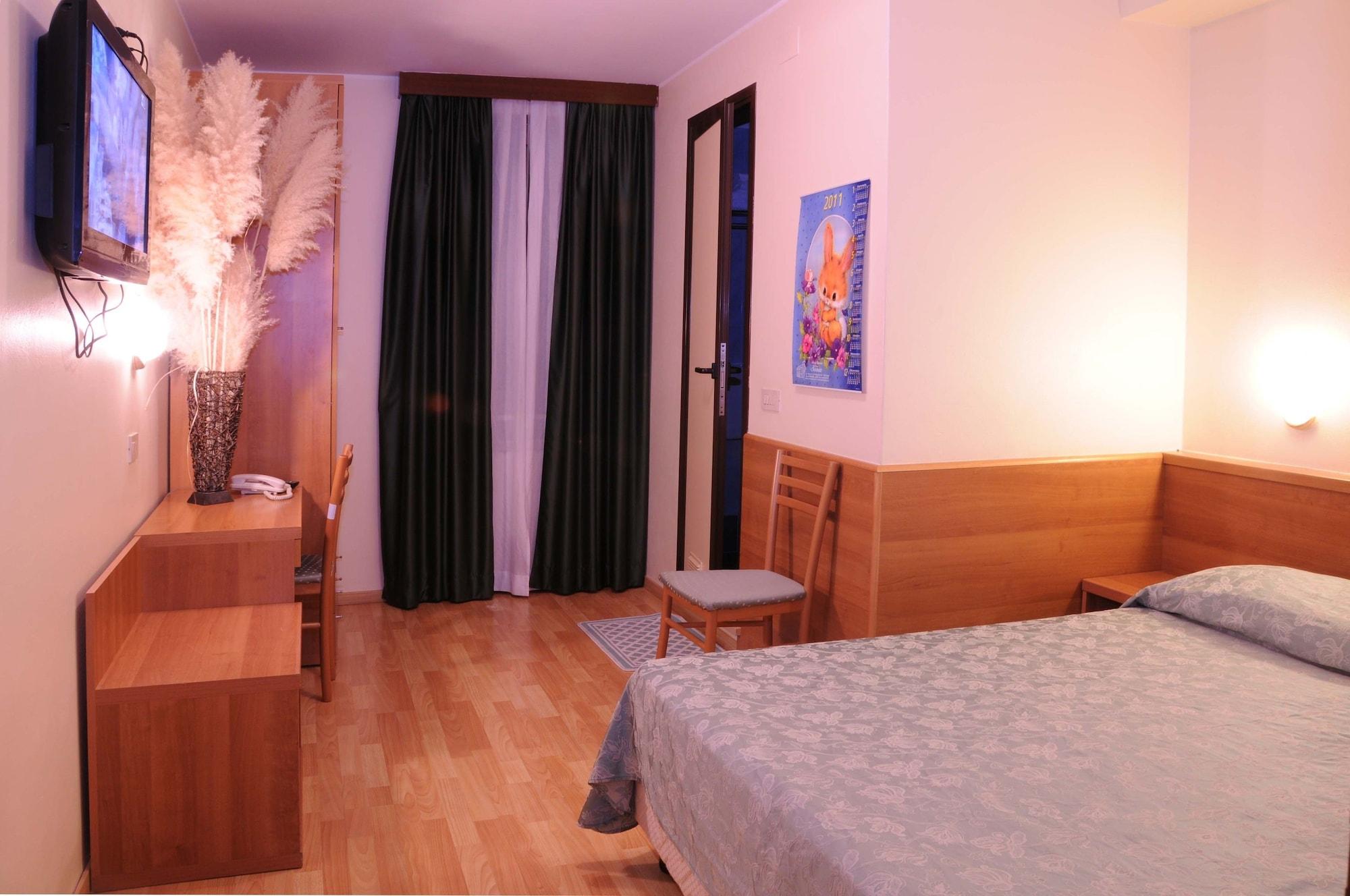 Hotel Sonia Aquilinia المظهر الخارجي الصورة
